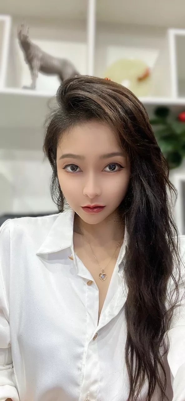 又深