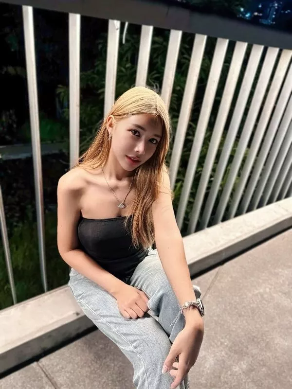 小魔女