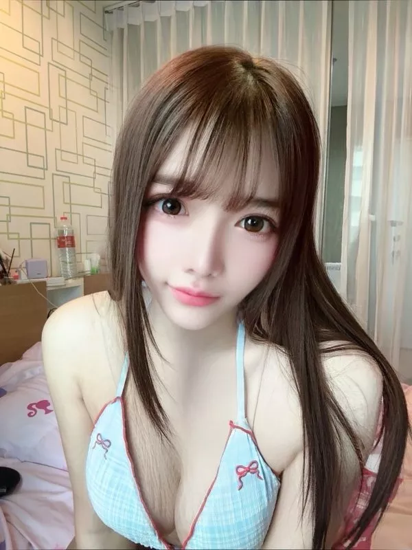 娜米