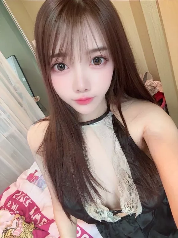 娜米