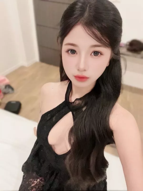 李芷霖